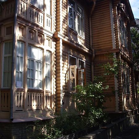 Old House Rustaveli Hotel Borjomi Esterno foto